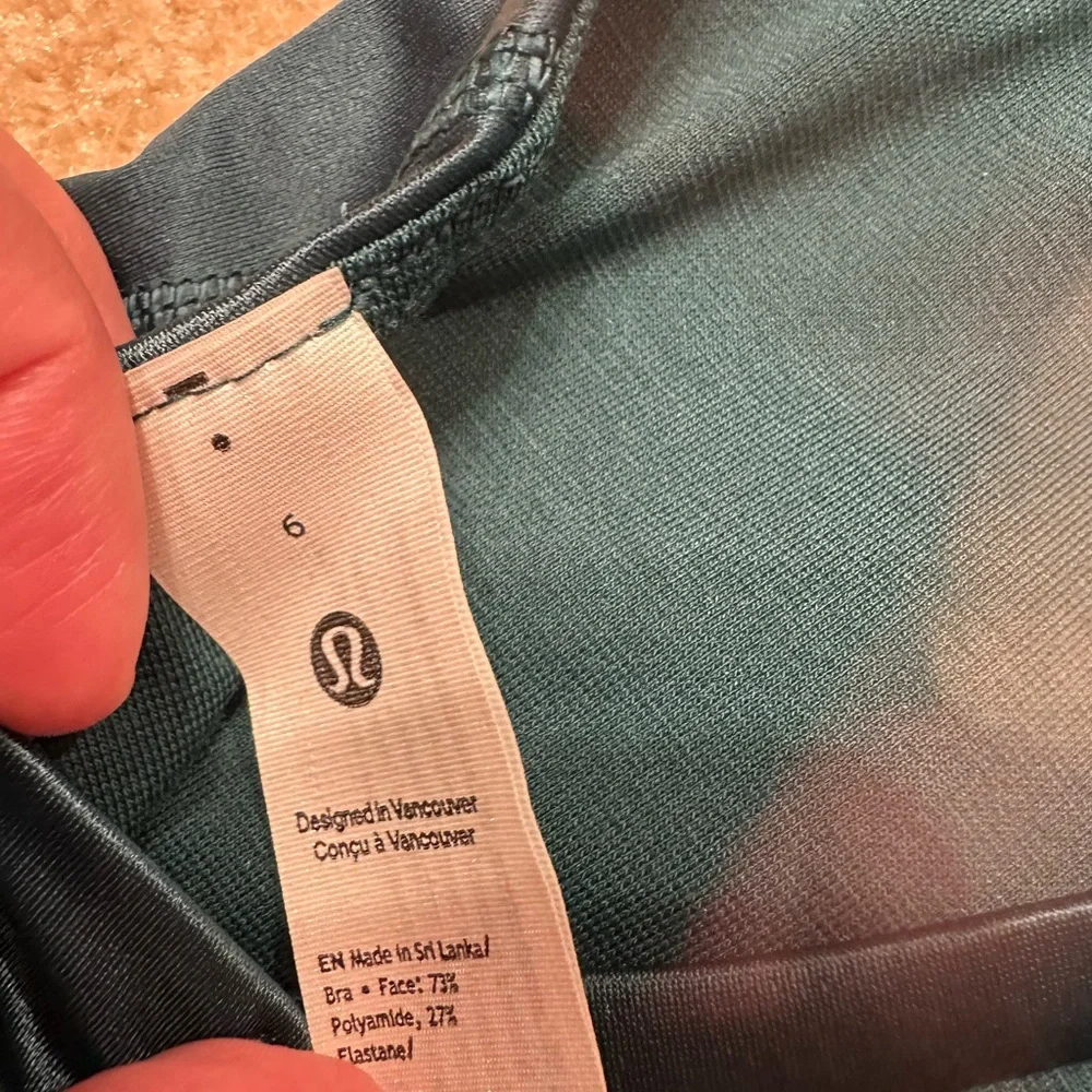 Lululemon Blue Sports Bra Racerback Intimates - Picture 3 of 3